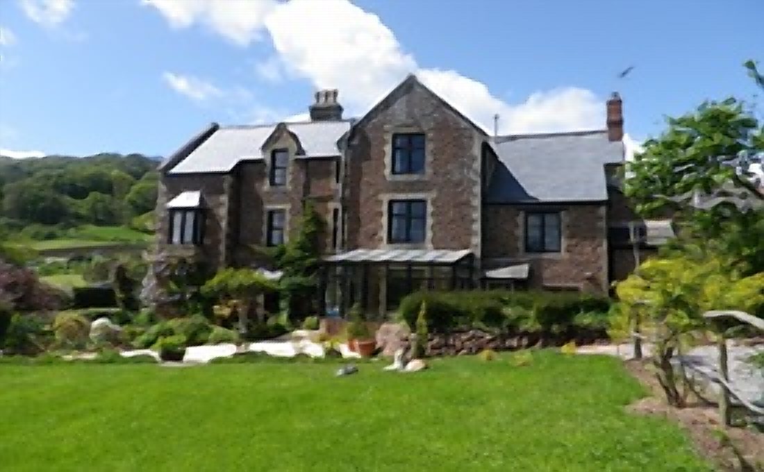 Higher Orchard B&B, a late Victorian house in Dunster