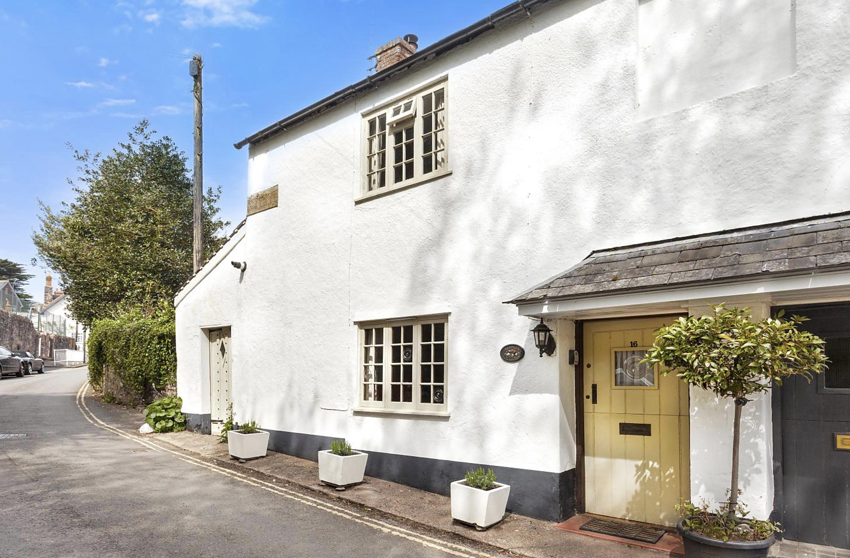 Ruffles Cottage, a self-catering holiday cottage in Dunster